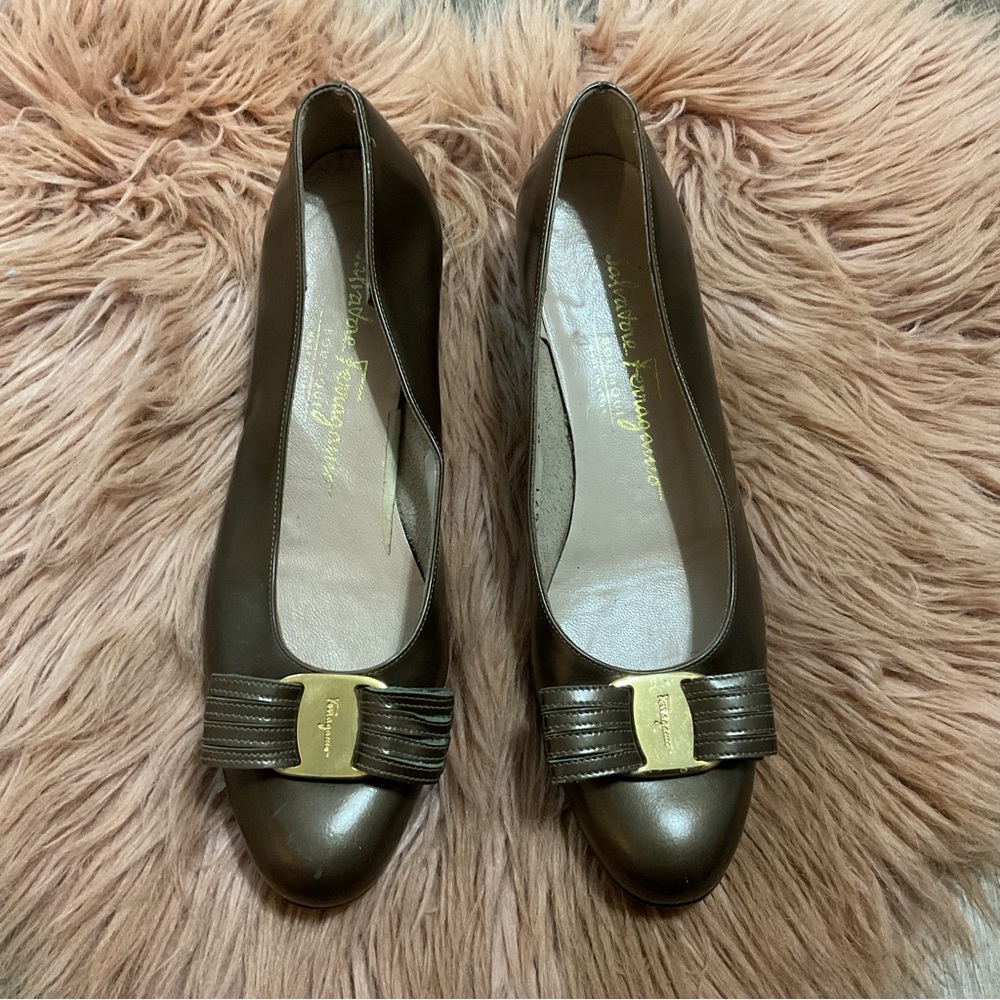 Salvatore Ferragamo Green Heels Size 6 VTG - Picture 3 of 11